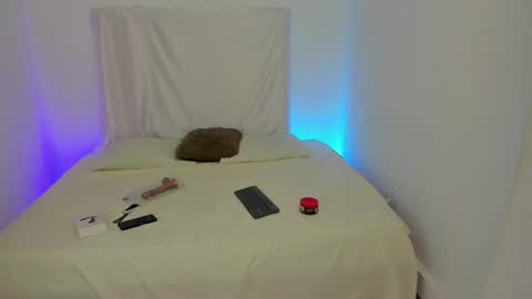 Snapshot of kingstark_ chatting on 30, 9, 2025 sebastian online show from 30, 9, 2025