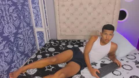 Snapshot of kingstark_ chatting on 5, 10, 2025 sebastian online show from 5, 10, 2025