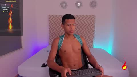 Snapshot of kingstark_ chatting on 18, 10, 2025 sebastian online show from 18, 10, 2025