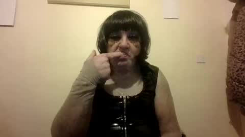 Cynthia Pvc lips online show from 7, 1, 2025