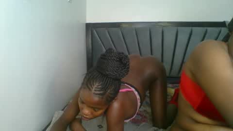 Snapshot of kinky_aria chatting on 30, 11, 2025 kinky_aria online show from 30, 11, 2025