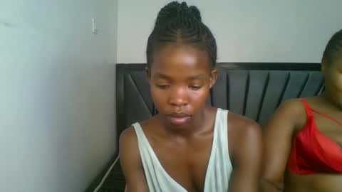 Snapshot of kinky_aria chatting on 4, 12, 2025 kinky_aria online show from 4, 12, 2025