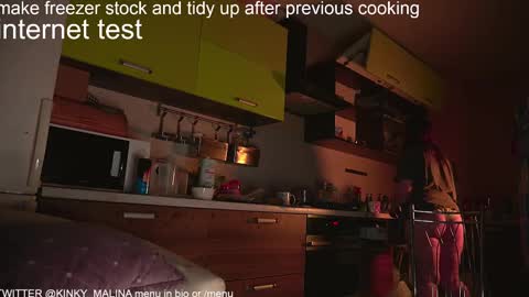 Snapshot of kinky_malina chatting on 6, 3, 2025 Heeey My name - Rose. Chat w me here or -  online show from 6, 3, 2025