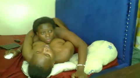 Snapshot of kinky_roey chatting on 2, 3, 2025 kinky_roey online show from 2, 3, 2025