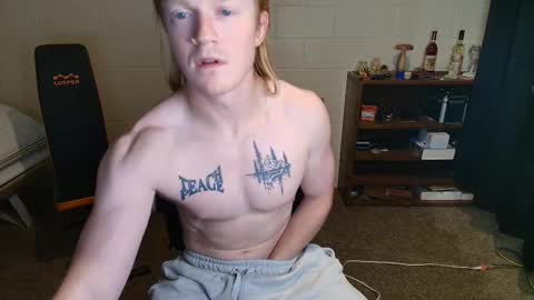 Snapshot of kinkycrusader chatting on 15, 12, 2025 Fabio online show from 15, 12, 2025