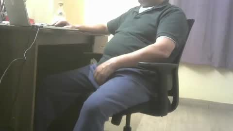 kinkyguy7979 online show from 22, 11, 2025