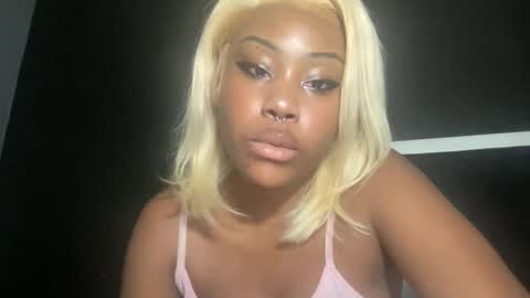 Snapshot of kinkykittee chatting on 8, 2, 2025 Bunniii online show from 8, 2, 2025