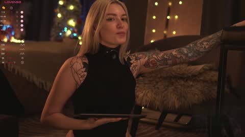 kinkylina_ online show from 8, 1, 2025