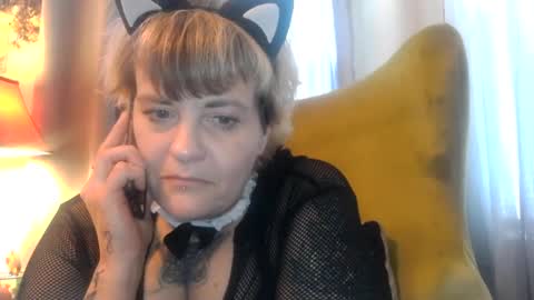 Snapshot of kinkypinkyplay2 chatting on 1, 3, 2025 Kinky Pinky online show from 1, 3, 2025