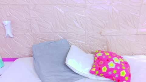 kinkyy_redhead online show from 1, 4, 2026