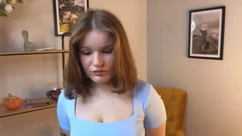 Snapshot of kioron_moore chatting on 14, 12, 2025 Fiona online show from 14, 12, 2025