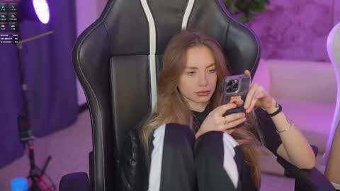 Sweet girls online show from 28, 2, 2025