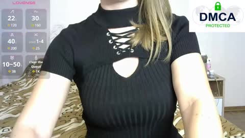 Snapshot of kira_blonde_angel chatting on 4, 2, 2025 Kira online show from 4, 2, 2025