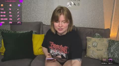 Snapshot of kira_citro chatting on 10, 12, 2024 Kira NEXT STREAM December 4 5pm CET 11am EST online show from 10, 12, 2024