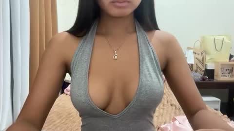 kira_danaya online show from 11, 4, 2026