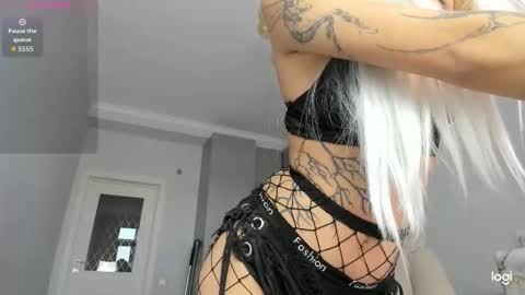 Snapshot of kira_dream17 chatting on 24, 9, 2025 Kira online show from 24, 9, 2025