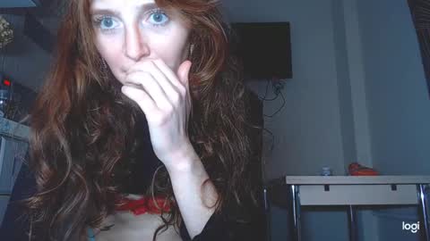 Snapshot of kira_foxy_ chatting on 6, 3, 2025 Kira online show from 6, 3, 2025