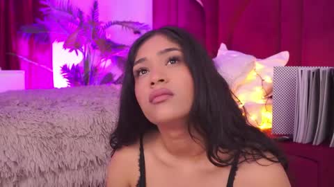 Snapshot of kira_krush chatting on 25, 5, 2026 kira krush online show from 25, 5, 2026