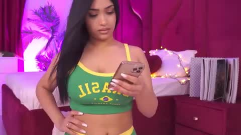 Snapshot of kira_krush chatting on 17, 6, 2026 kira krush online show from 17, 6, 2026