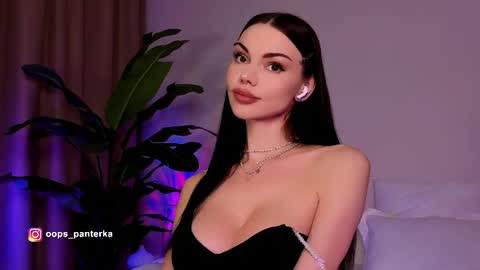 Snapshot of kira_mmr chatting on 3, 5, 2026 Kira and friends online show from 3, 5, 2026