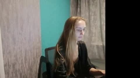 Snapshot of kira_morekiss chatting on 20, 11, 2025 kira_morekiss online show from 20, 11, 2025