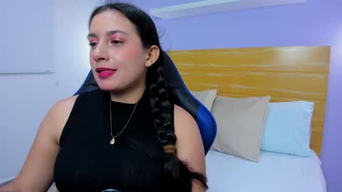 K I R A online show from 26, 5, 2026