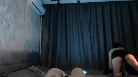 Kira  follow me  online show from 4, 11, 2025