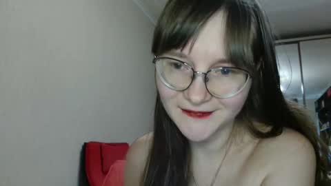 KiraGoldens online show from 15, 11, 2025