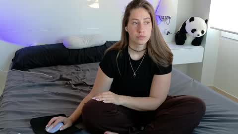 Kira online show from 16, 4, 2026