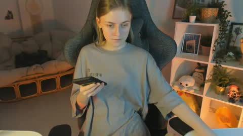 Snapshot of kiramontoyaa chatting on 2, 3, 2025 Kira online show from 2, 3, 2025