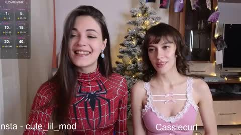 Kira cute online show from 12, 1, 2025