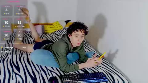 Snapshot of kiriae21 chatting on 17, 11, 2025 Alan online show from 17, 11, 2025