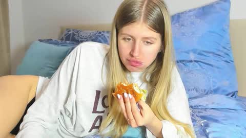 Kira online show from 8, 1, 2026