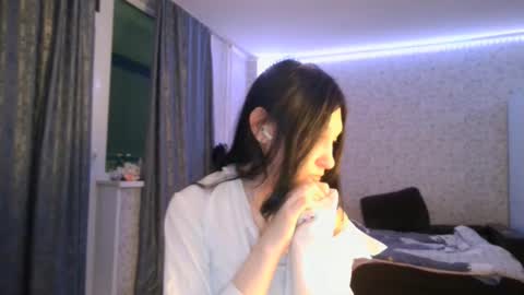 Nicole online show from 13, 10, 2025