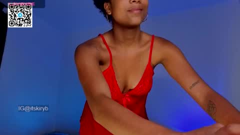 Snapshot of kiry_blossom chatting on 17, 10, 2025 See you in a few minutes today December 1st. online show from 17, 10, 2025