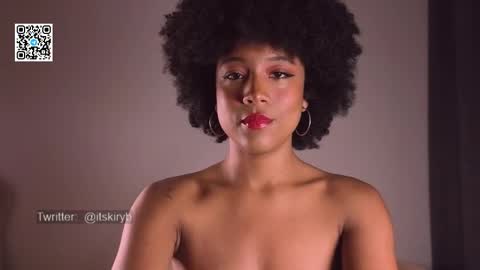 Snapshot of kiry_blossom chatting on 23, 11, 2025 See you in a few minutes today December 1st. online show from 23, 11, 2025