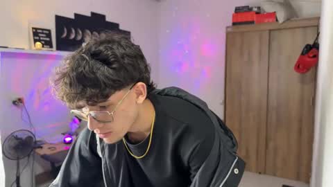 Snapshot of kisan_smith chatting on 1, 10, 2025 Kisan online show from 1, 10, 2025