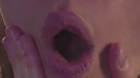 Wet Girl online show from 20, 1, 2025