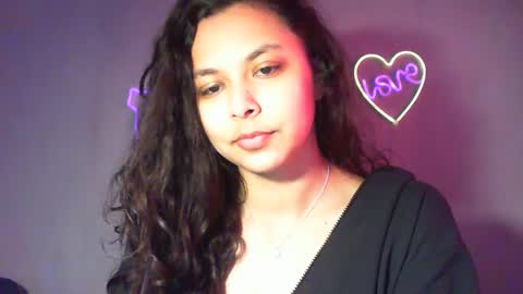 kiss_ameliaa online show from 25, 2, 2025