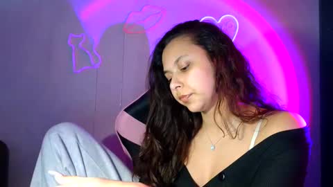 kiss_ameliaa online show from 27, 2, 2025