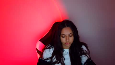 kiss_ameliaa online show from 7, 10, 2025