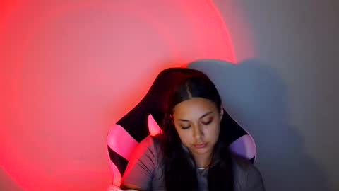 kiss_ameliaa online show from 8, 10, 2025