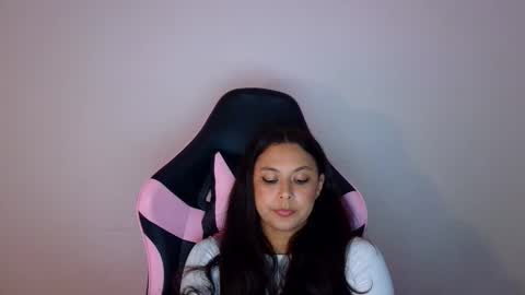 Snapshot of kiss_ameliaa chatting on 6, 11, 2025 kiss_ameliaa online show from 6, 11, 2025