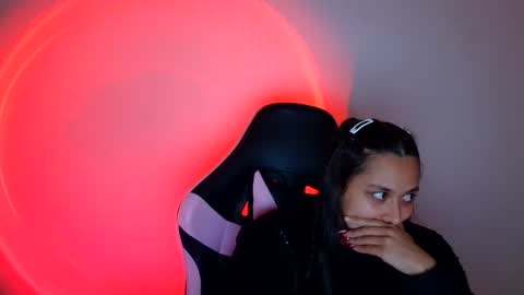 Snapshot of kiss_ameliaa chatting on 23, 11, 2025 kiss_ameliaa online show from 23, 11, 2025