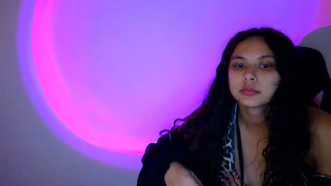 Snapshot of kiss_ameliaa chatting on 27, 11, 2025 kiss_ameliaa online show from 27, 11, 2025