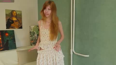 Snapshot of kiss_auraa chatting on 27, 3, 2026 Leia online show from 27, 3, 2026