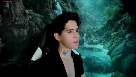 kiss_whitee online show from 17, 2, 2026