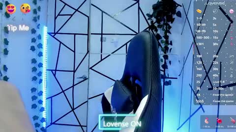Snapshot of kiss_whitee chatting on 1, 6, 2026 kiss_whitee online show from 1, 6, 2026