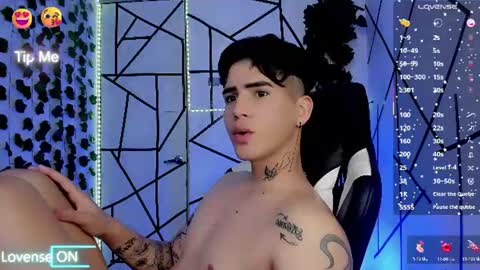 Snapshot of kiss_whitee chatting on 13, 6, 2026 kiss_whitee online show from 13, 6, 2026