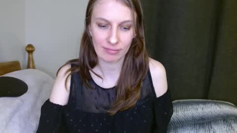 Snapshot of kissallie chatting on 4, 2, 2025 Allie online show from 4, 2, 2025